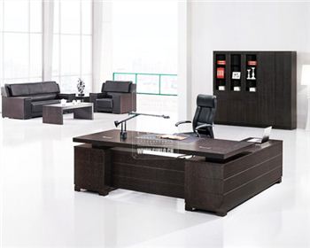 成品辦公家具好還是定制辦公家具好？怎么選？